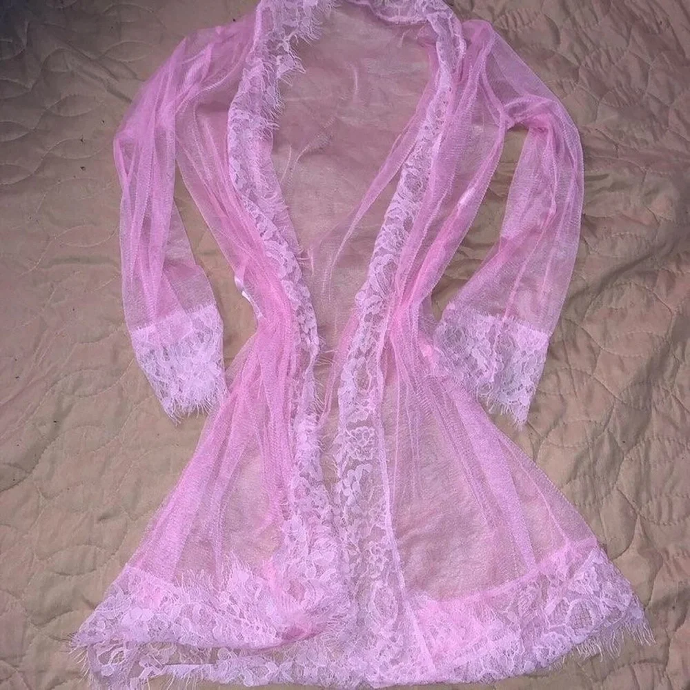 LIGHT PINK VINTAGE LACE ROBE - Picture 1 of 4